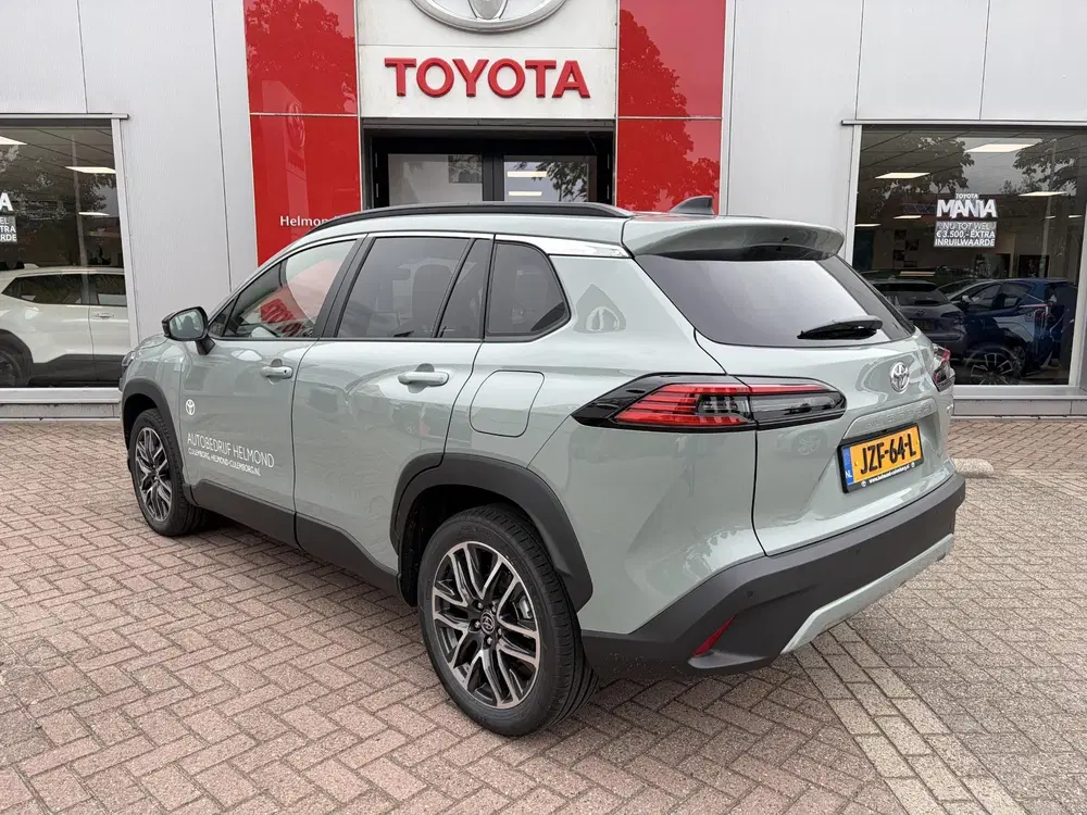 Toyota Corolla Cross Hybrid 140 Dynamic Stoelverwarming uit 2026, foto 3