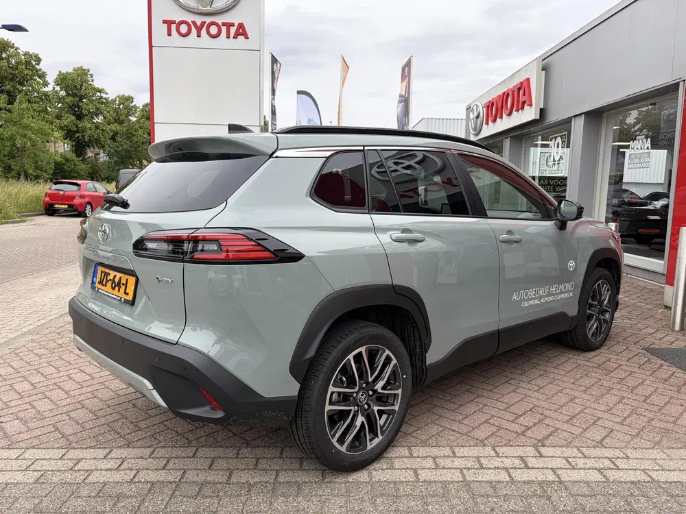 Toyota Corolla Cross Hybrid 140 Dynamic Stoelverwarming uit 2026, foto 8