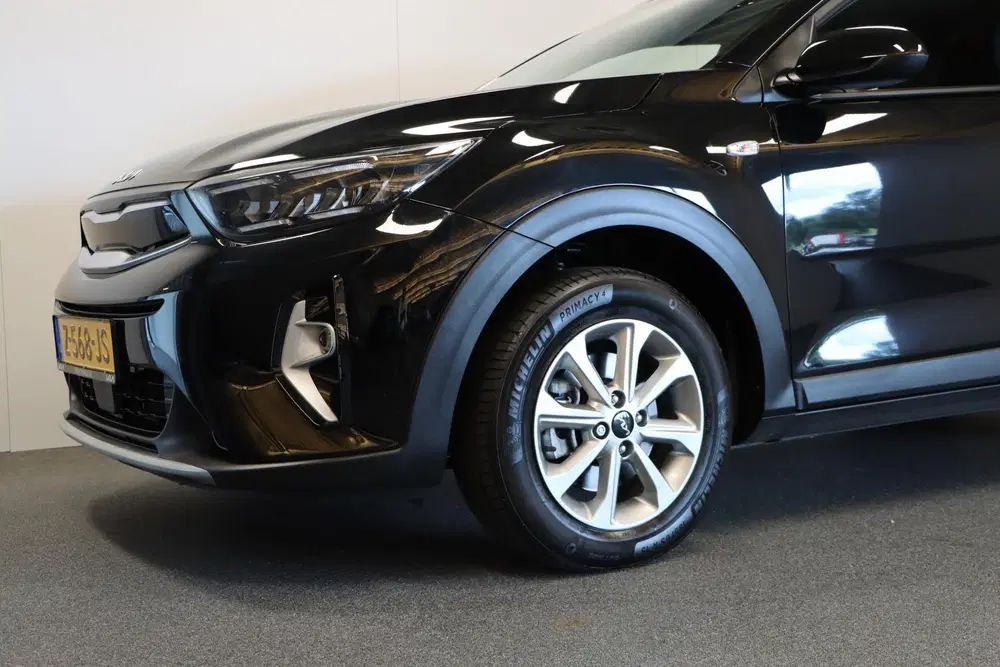 Kia Stonic 1.0 T-GDi MHEV DynamicLine uit 2024, foto 5