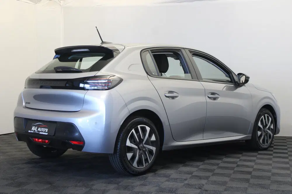 Peugeot 208 1.2 PureTech 75 Active uit 2024, foto 10