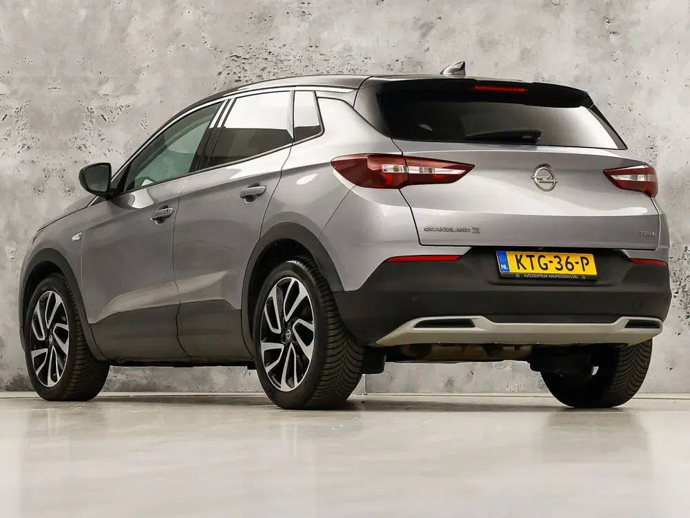 Opel Grandland X 1.2 Turbo Ultimate Sport Automaat (APPLE uit 2019, foto 3