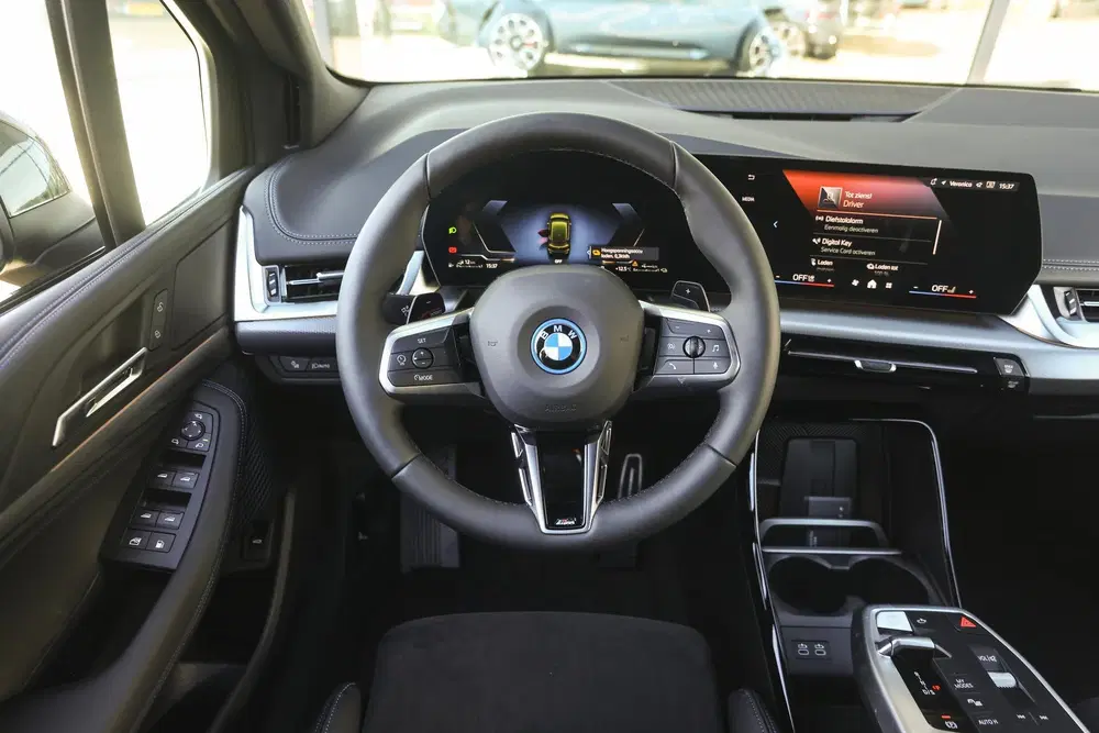 BMW 2-serie Active Tourer 225e xDrive M Sport Automaat uit 2026, foto 3