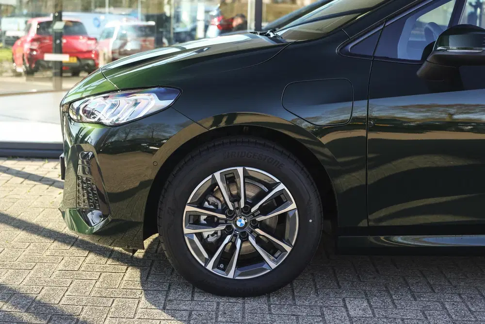 BMW 2-serie Active Tourer 225e xDrive M Sport Automaat uit 2026, foto 4
