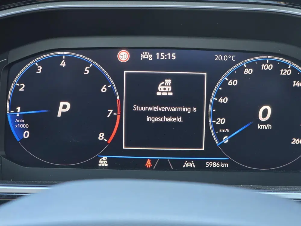 Volkswagen T-Roc 1.5 TSI R-Line Edition Virtual Cockpit Stu uit 2025, foto 14