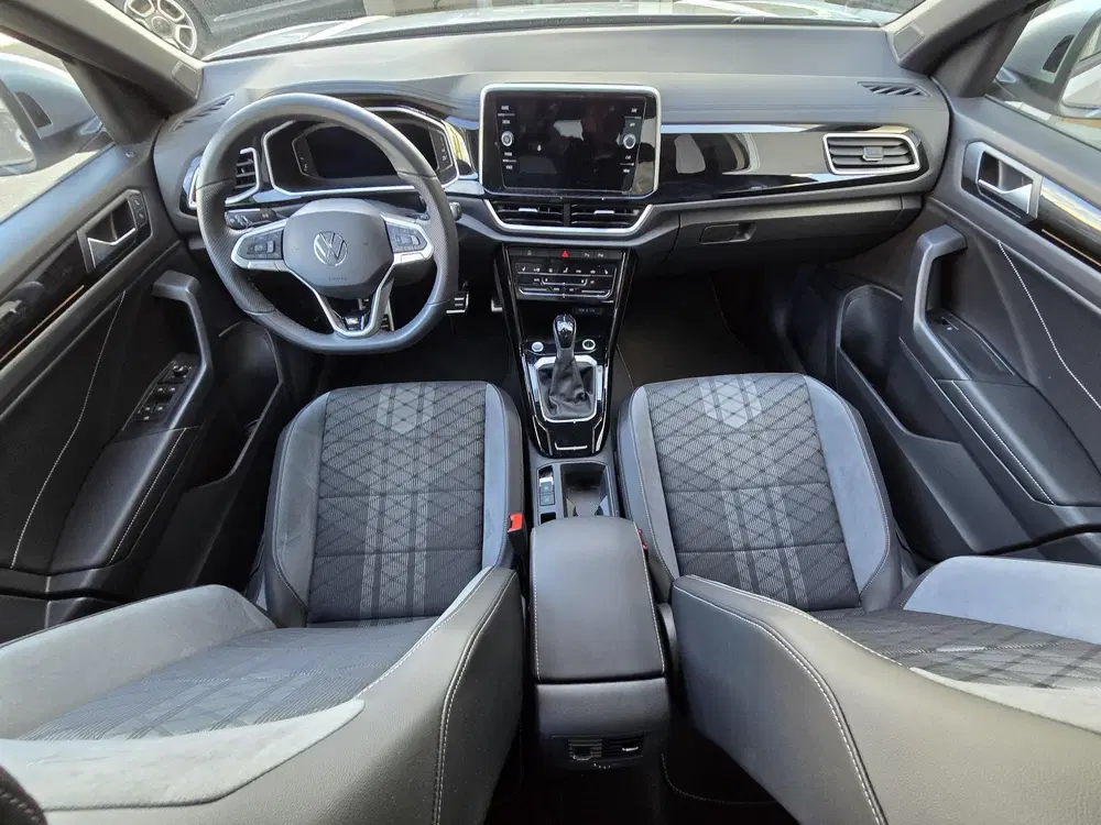 Volkswagen T-Roc 1.5 TSI R-Line Edition Virtual Cockpit Stu uit 2025, foto 7
