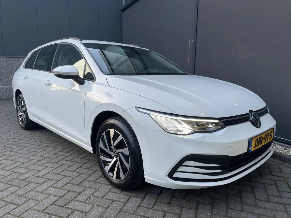 Volkswagen Golf 2.0 TDI Life Business Full options m uit 2023, foto 2