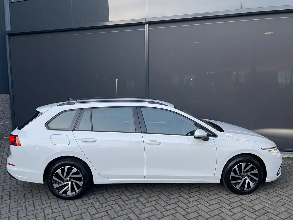 Volkswagen Golf 2.0 TDI Life Business Full options m uit 2023, foto 6