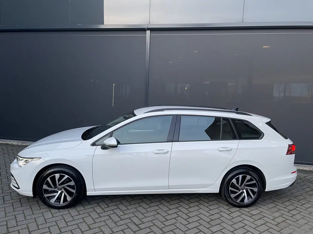 Volkswagen Golf 2.0 TDI Life Business Full options m uit 2023, foto 7