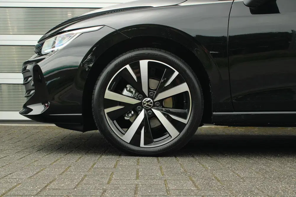 Volkswagen Golf 1.5 eTSI 115pk DSG Life Edition uit 2026, foto 14