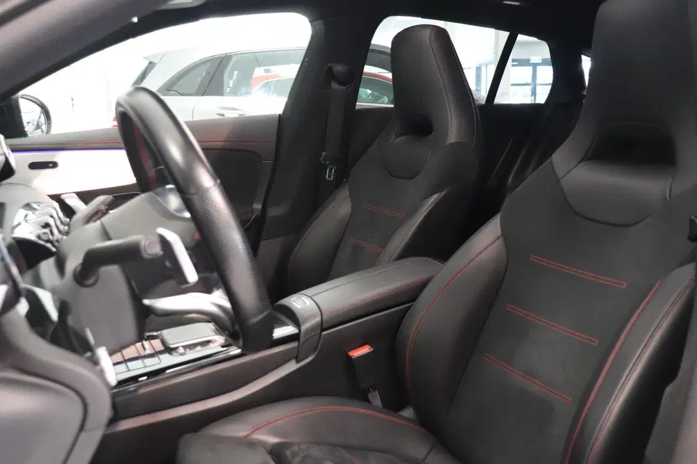 Mercedes-Benz CLA 180 Business Solutio uit 2022, foto 7