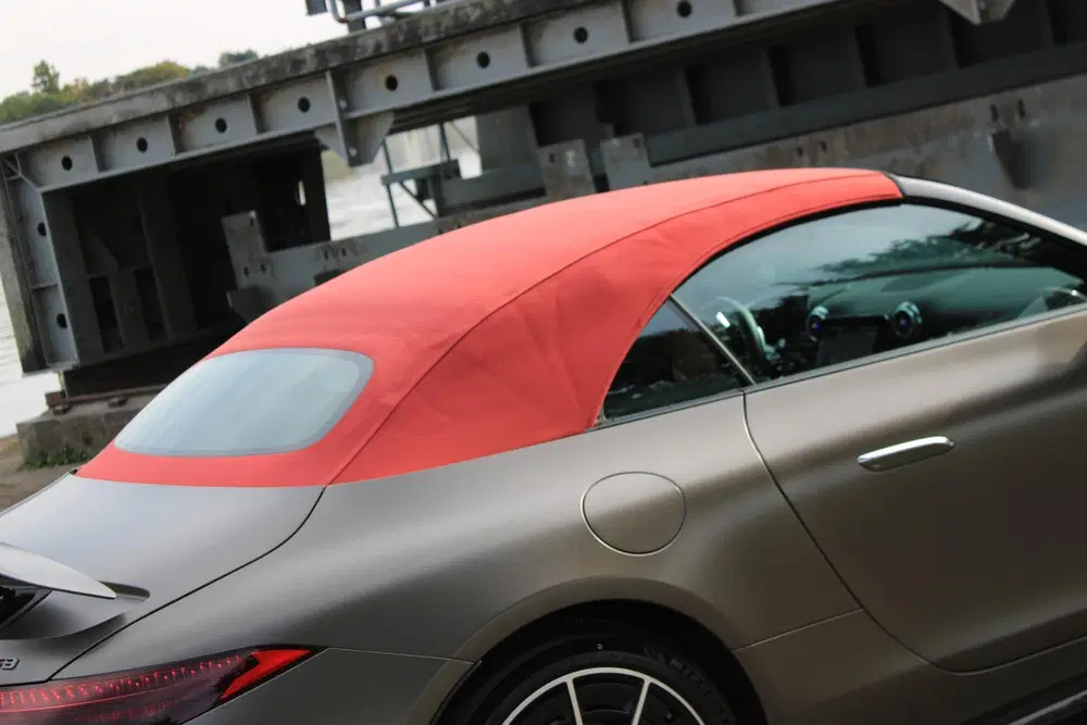 Mercedes-Benz SL AMG 63 4MATIC+ Monzagrijs M uit 2022, foto 10