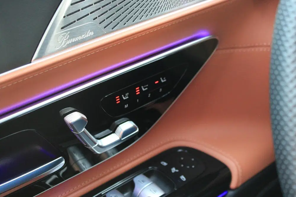 Mercedes-Benz SL AMG 63 4MATIC+ Monzagrijs M uit 2022, foto 11