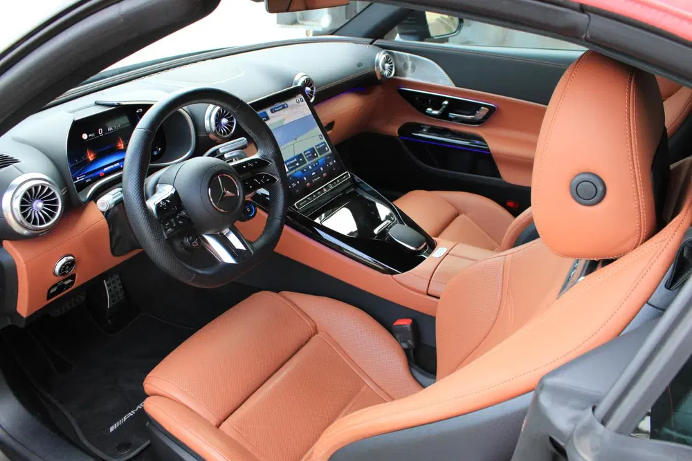 Mercedes-Benz SL AMG 63 4MATIC+ Monzagrijs M uit 2022, foto 2