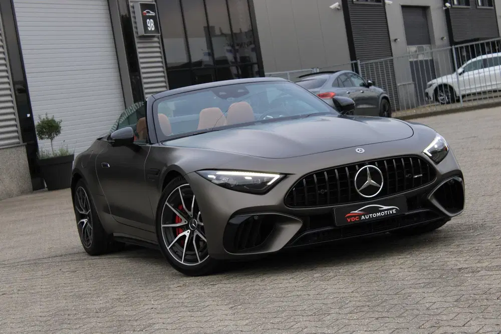 Mercedes-Benz SL AMG 63 4MATIC+ Monzagrijs M uit 2022, foto 5