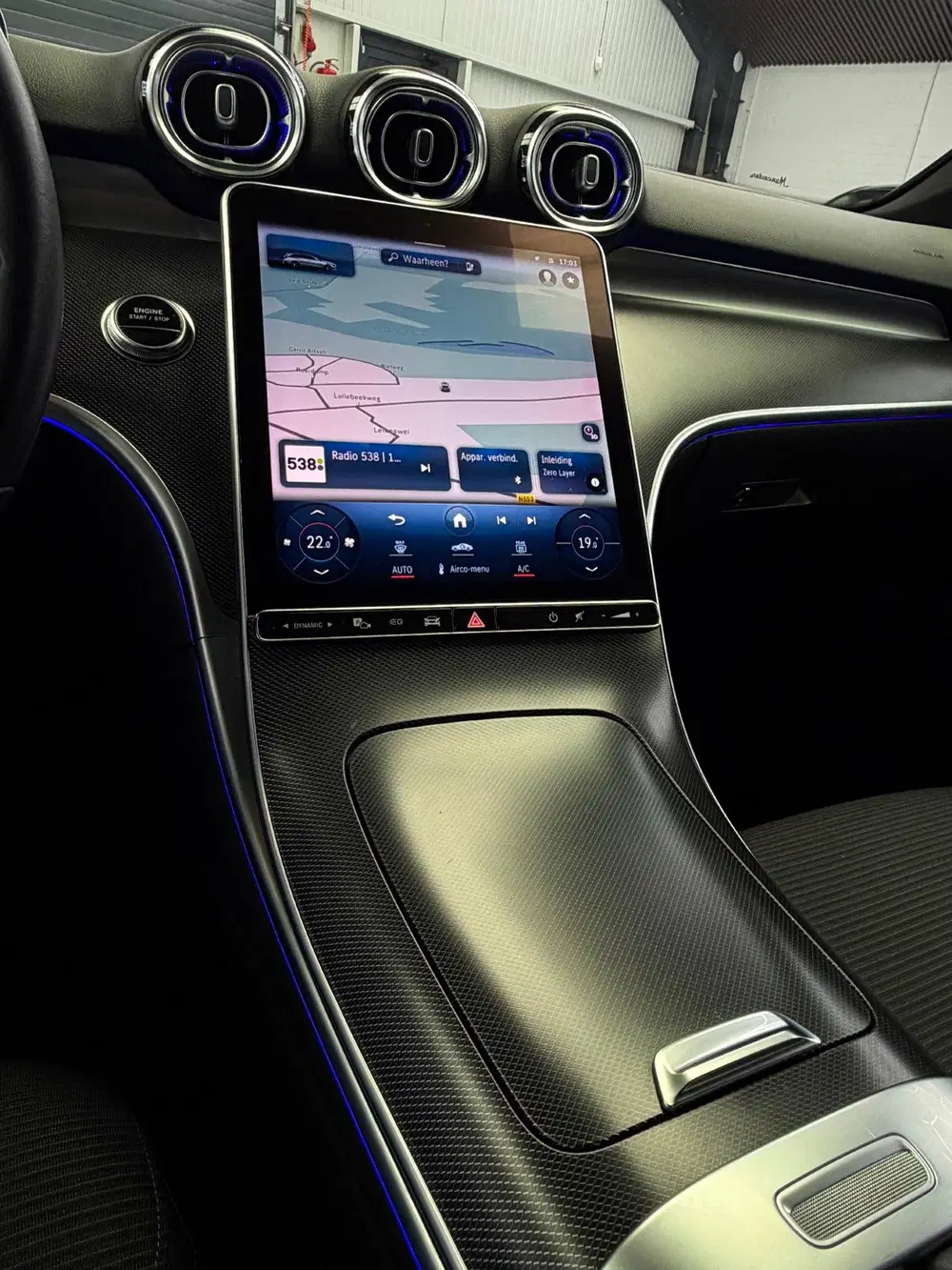 Mercedes-Benz C-Klasse 300 e Luxury Line Camera CarPl uit 2022, foto 12