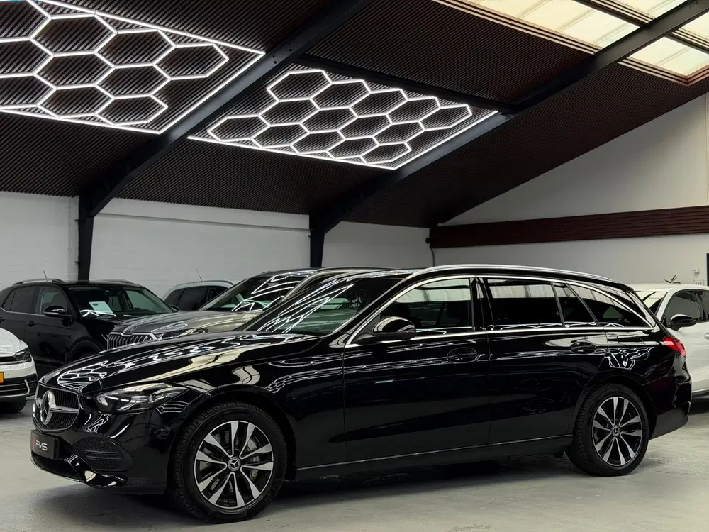 Mercedes-Benz C-Klasse 300 e Luxury Line Camera CarPl uit 2022, foto 7