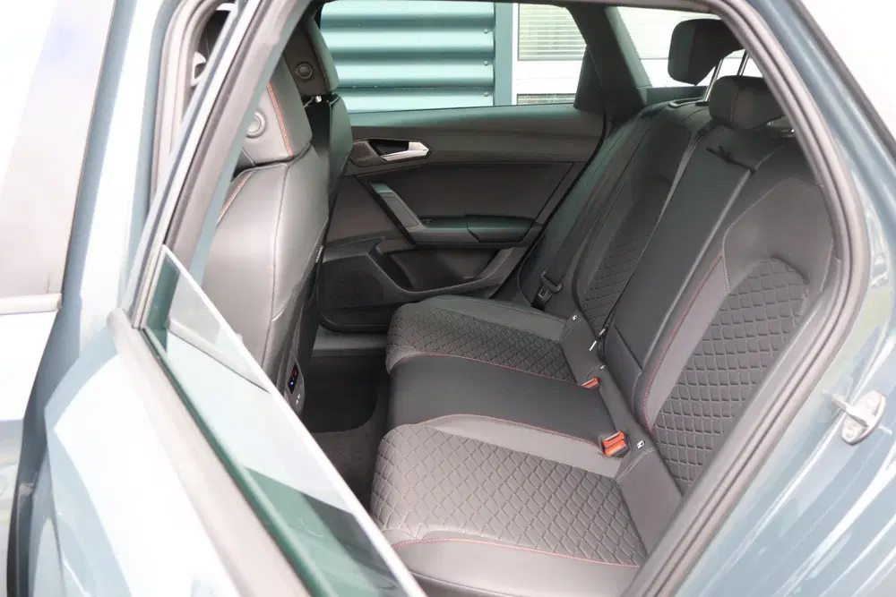 SEAT Leon 1.5 TSI 204pk e-Hybrid FR Business uit 2026, foto 6