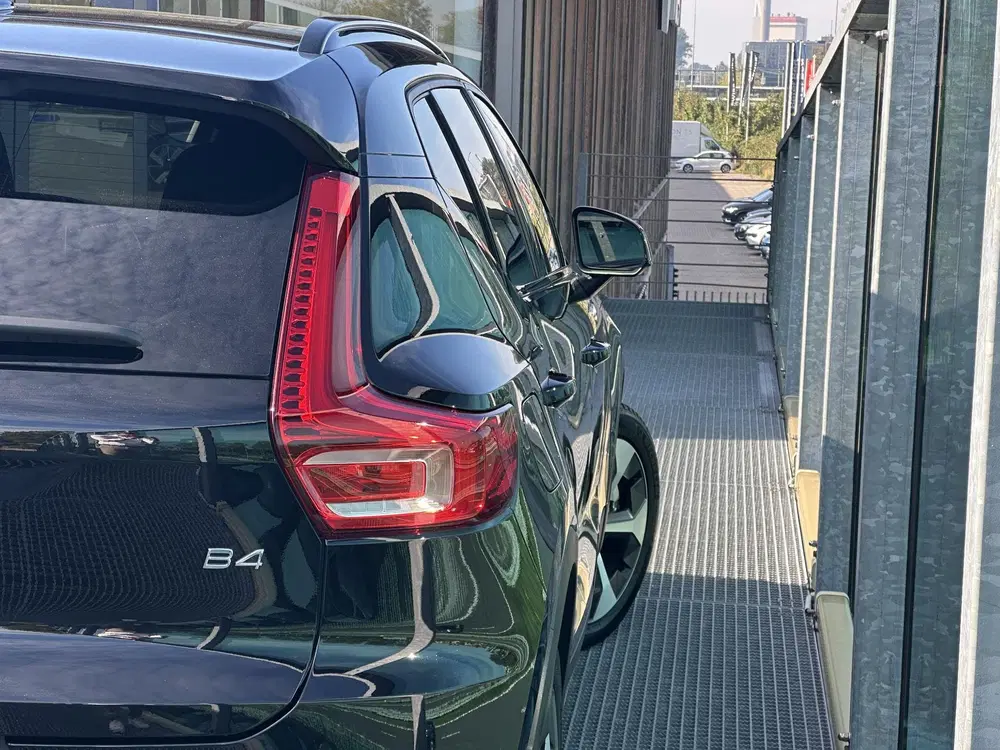 Volvo XC40 2.0 B4 Plus Dark Mild hybrid Automaat uit 2026, foto 5