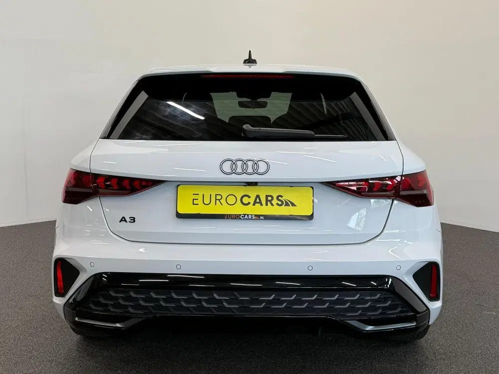 Audi A3 35 TFSI S-line Edition SONOS Premium Audio uit 2026, foto 7