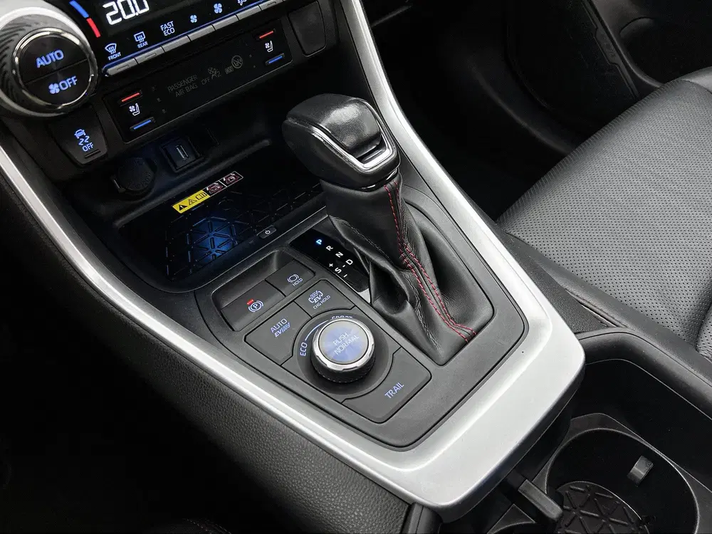 Toyota RAV 4 2.5 Plug-in Hybrid AWD Bi-Tone Plus uit 2022, foto 11