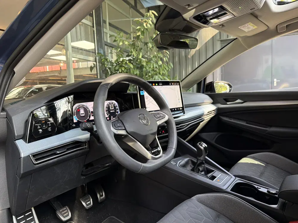 Volkswagen Golf 1.5 TSI LIFE EDITION CAMERA uit 2026, foto 11