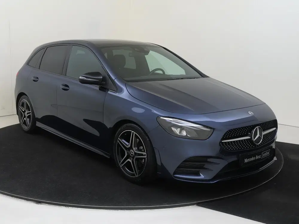 Mercedes-Benz B-Klasse 180 Business Solution AMG uit 2021, foto 2