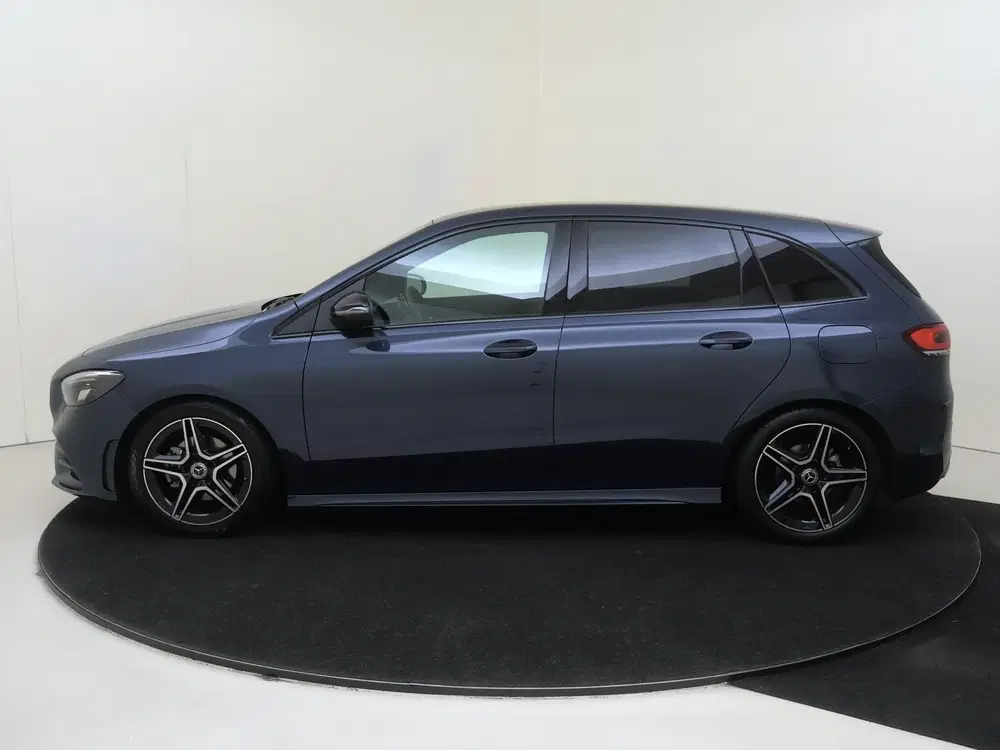 Mercedes-Benz B-Klasse 180 Business Solution AMG uit 2021, foto 8