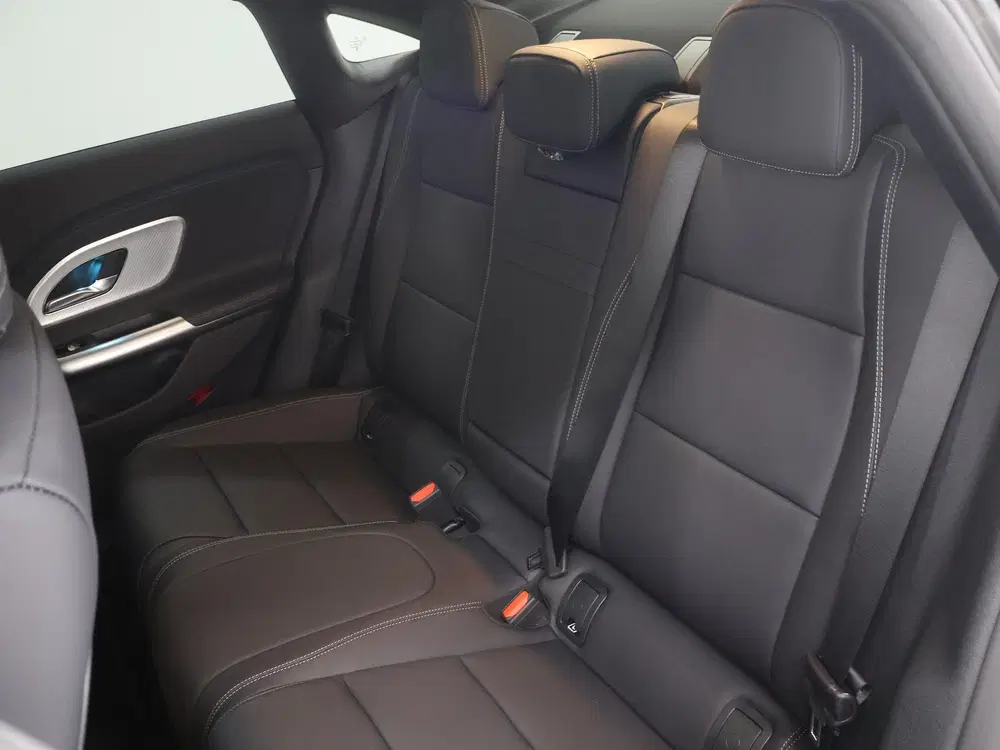 Mercedes-Benz CLA 180 Business Solution AMG uit 2026, foto 10