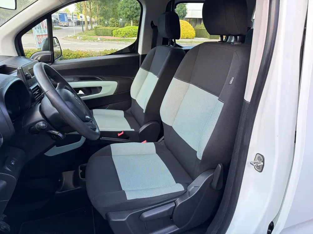 Citroën Berlingo Citroen Berlingo XL 1.2 PureTech Live uit 2019, foto 13