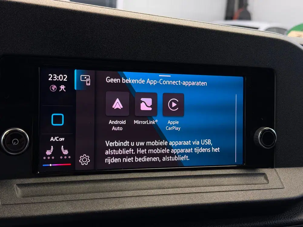 Volkswagen Caddy 1.5 TSI CarPlay Camera Automaat uit 2023, foto 14