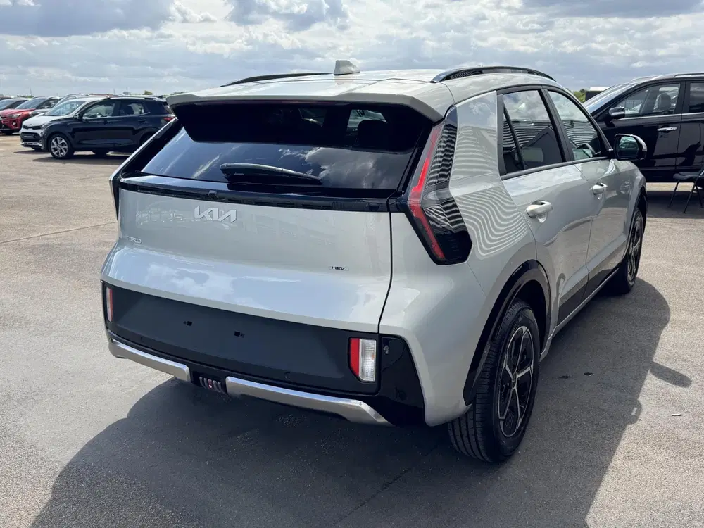 Kia Niro 1.6 GDi Hybrid DynamicLine FACELIFT ACTIE uit 2026, foto 3