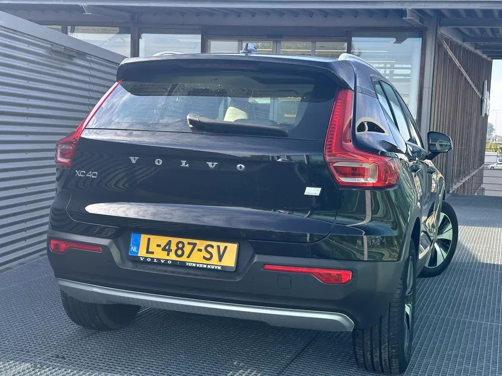 Volvo XC40 1.5 T4 Recharge Inscription Expression PHE uit 2021, foto 2