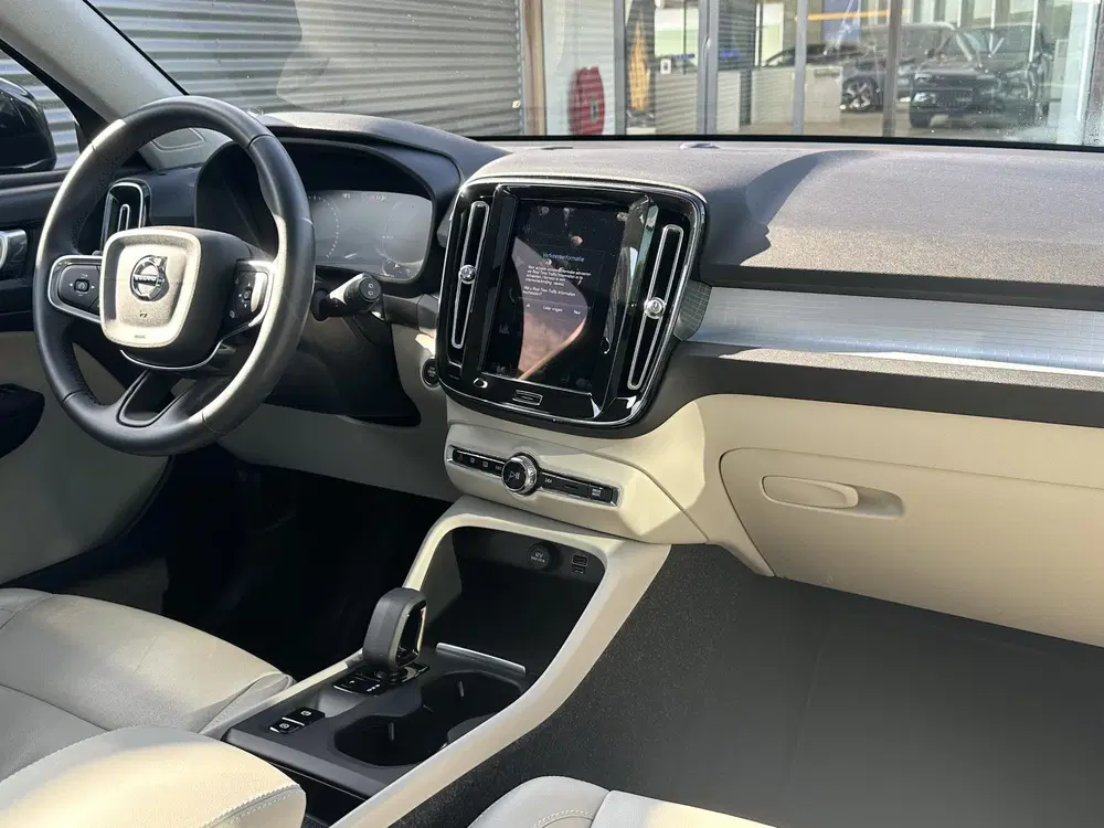 Volvo XC40 1.5 T4 Recharge Inscription Expression PHE uit 2021, foto 3