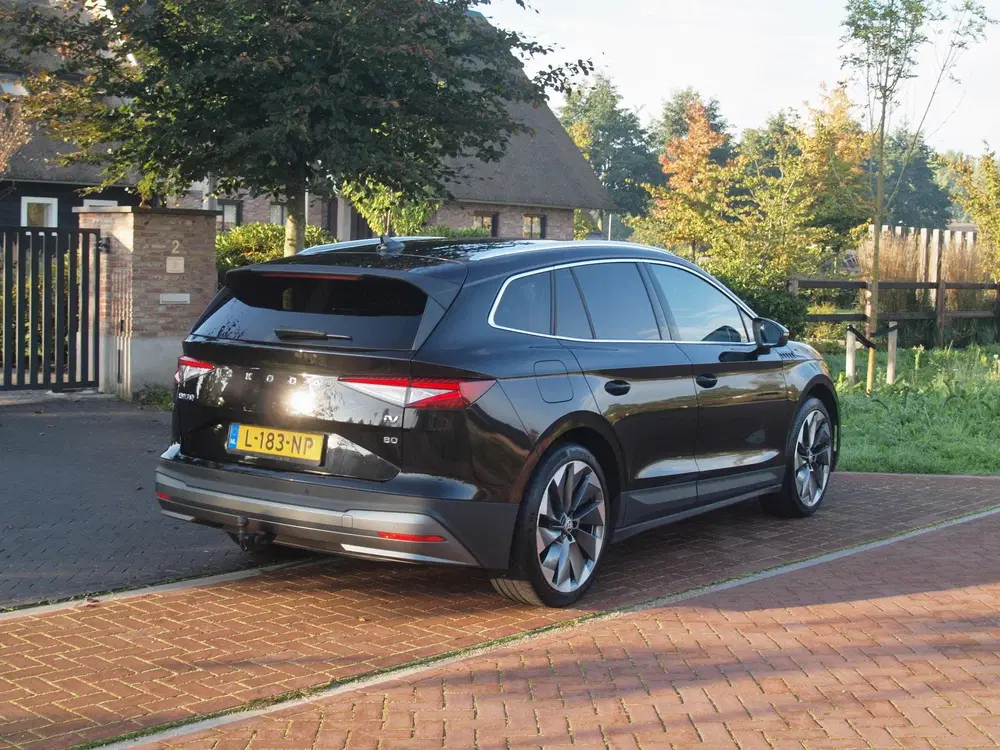 Skoda Enyaq 80 First Edition uit 2021, foto 10