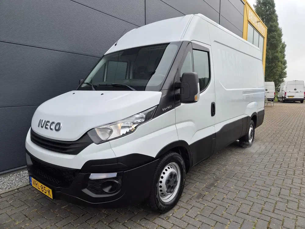 Iveco Daily 35S16V 2.3 L2H2 Clima 155 PK 3500 kg trekk uit 2019, foto 12