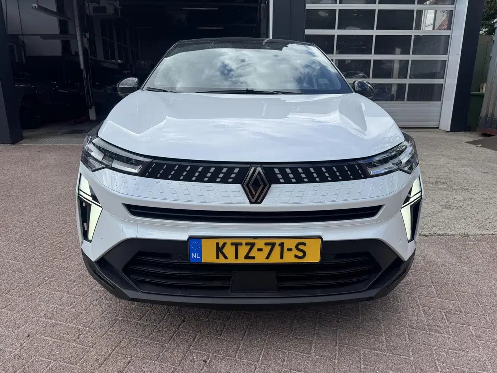 Renault Captur 1.8 E-Tech full hybrid 160 techno uit 2025, foto 2