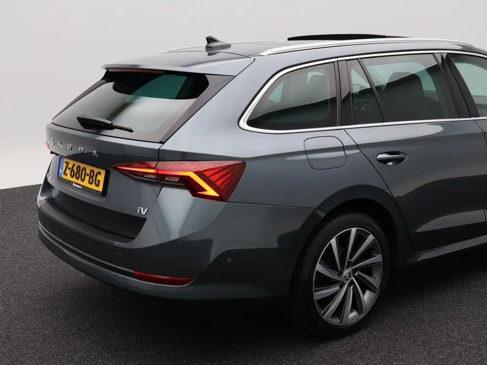 Skoda Octavia 1.4 TSi 204 PK iV PHEV Business Plus uit 2020, foto 14