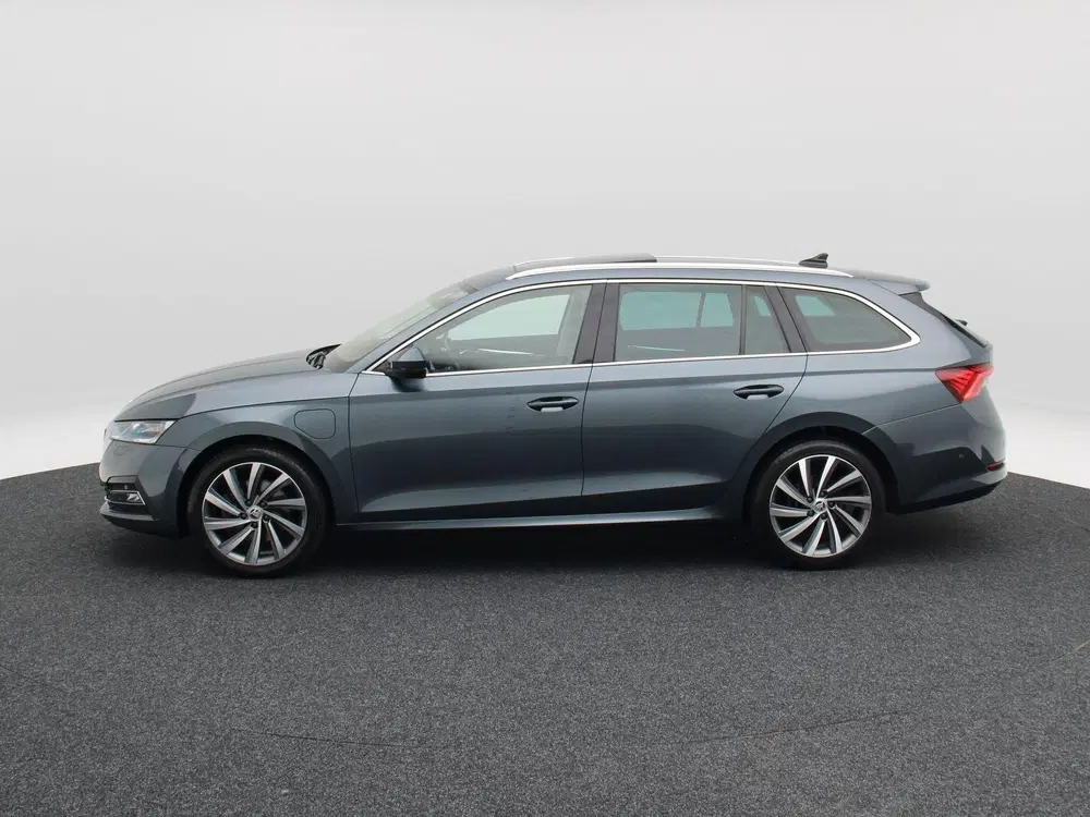 Skoda Octavia 1.4 TSi 204 PK iV PHEV Business Plus uit 2020, foto 8