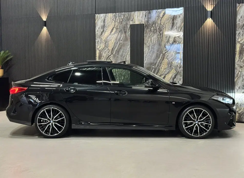 BMW 2-serie 2-serie Gran Coupé 218i High Ex M-Sport uit 2021, foto 10