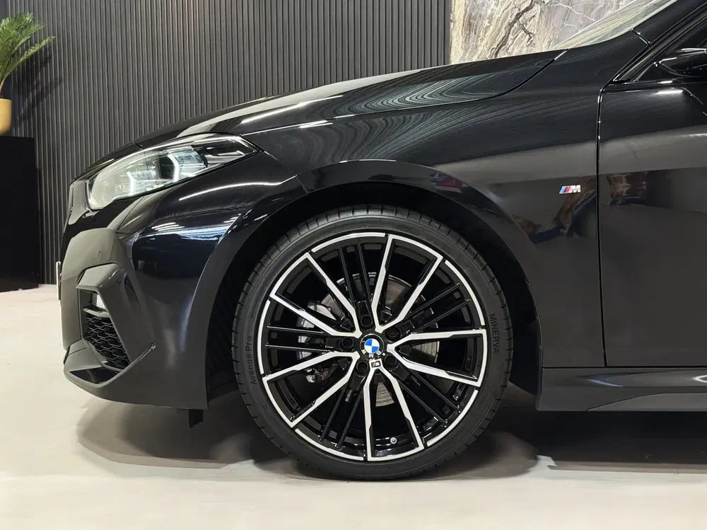 BMW 2-serie 2-serie Gran Coupé 218i High Ex M-Sport uit 2021, foto 12
