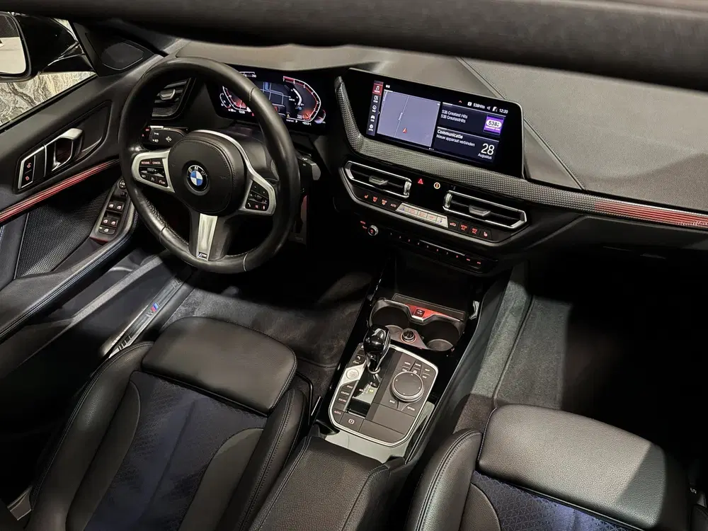 BMW 2-serie 2-serie Gran Coupé 218i High Ex M-Sport uit 2021, foto 15