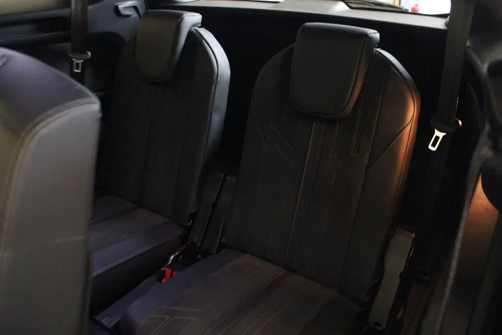 Peugeot 5008 1.2 PureTech Blue Lease GT uit 2021, foto 11