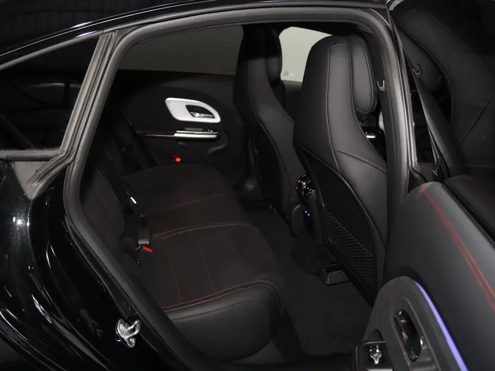 Mercedes-Benz CLA 250+ Launch Edition 85.5 kWh uit 2026, foto 8