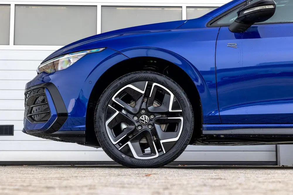 Volkswagen Golf 1.5 eTSI 116pk DSG R-Line Edition uit 2026, foto 12