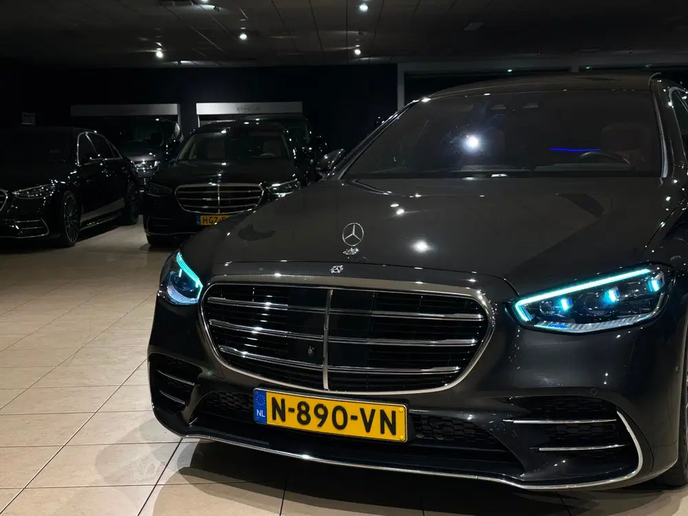 Mercedes-Benz S-Klasse S400 d 4MATIC LANG AMG uit 2022, foto 3
