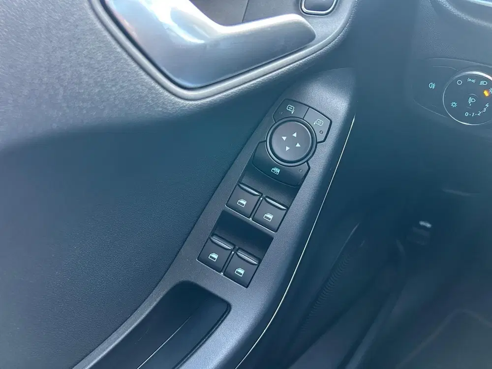 Ford Fiesta 1.0 EcoBoost Hybrid ST-Line uit 2023, foto 14