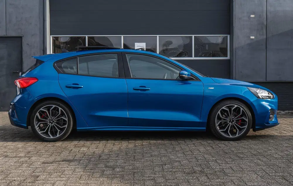 Ford Focus 1.5 EcoBoost ST Line X uit 2019, foto 3