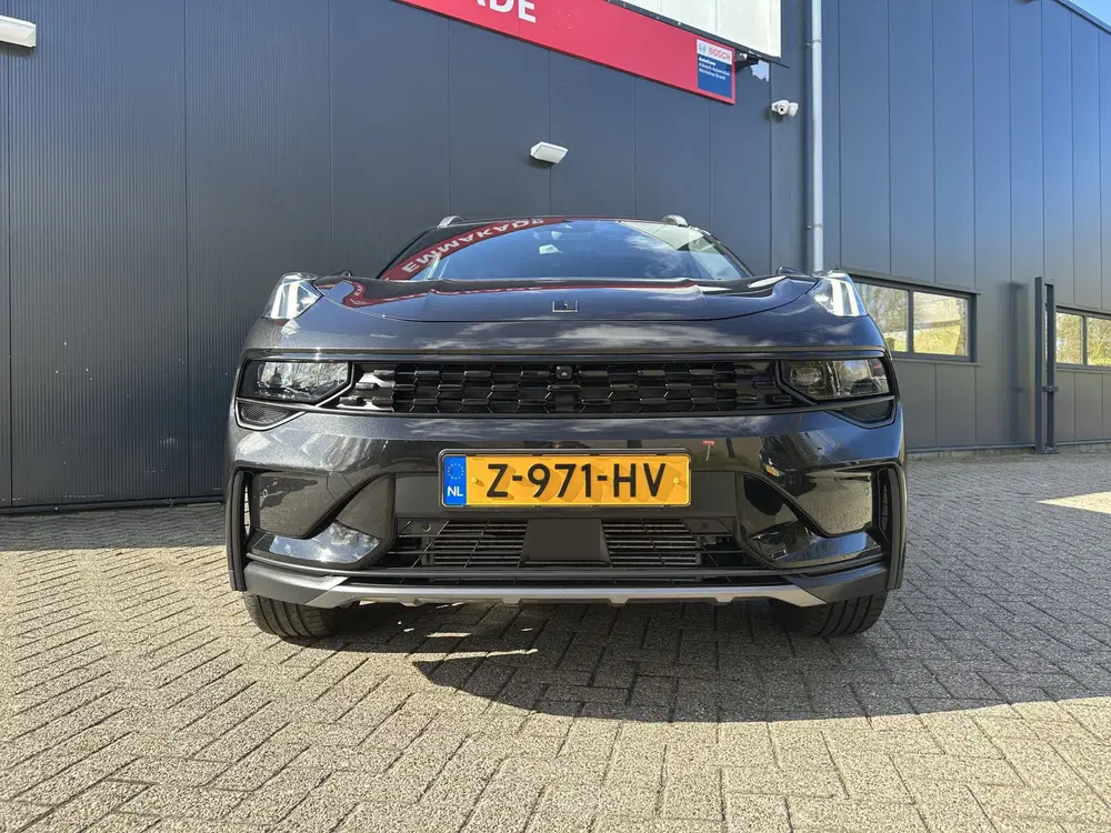Lynk & Co 01 1.5 Black Edition uit 2024, foto 4