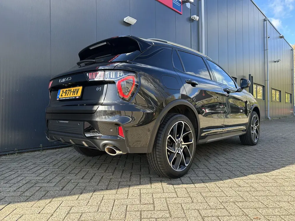 Lynk & Co 01 1.5 Black Edition uit 2024, foto 8