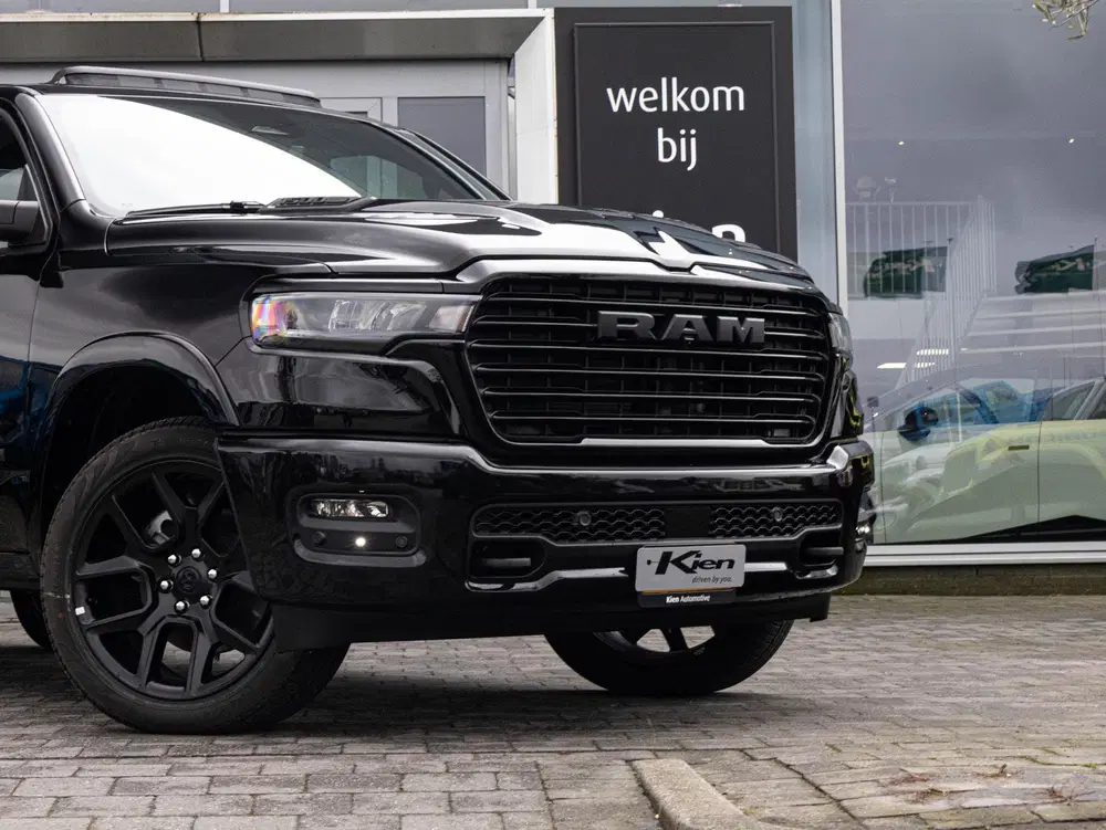Dodge RAM 3.0 Crew Cab Laramie uit 2024, foto 8